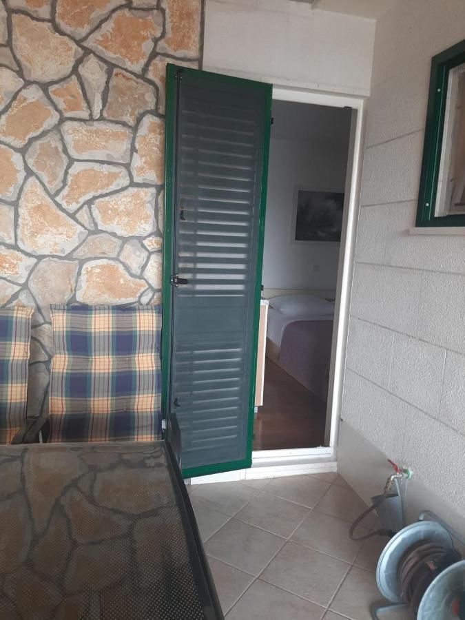Apartman Gelić Makarska Zewnętrze zdjęcie