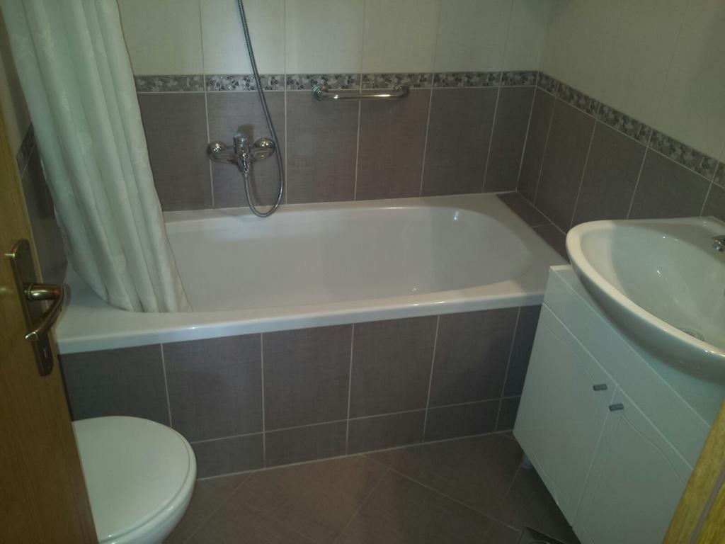 Apartman Gelić Makarska Zewnętrze zdjęcie