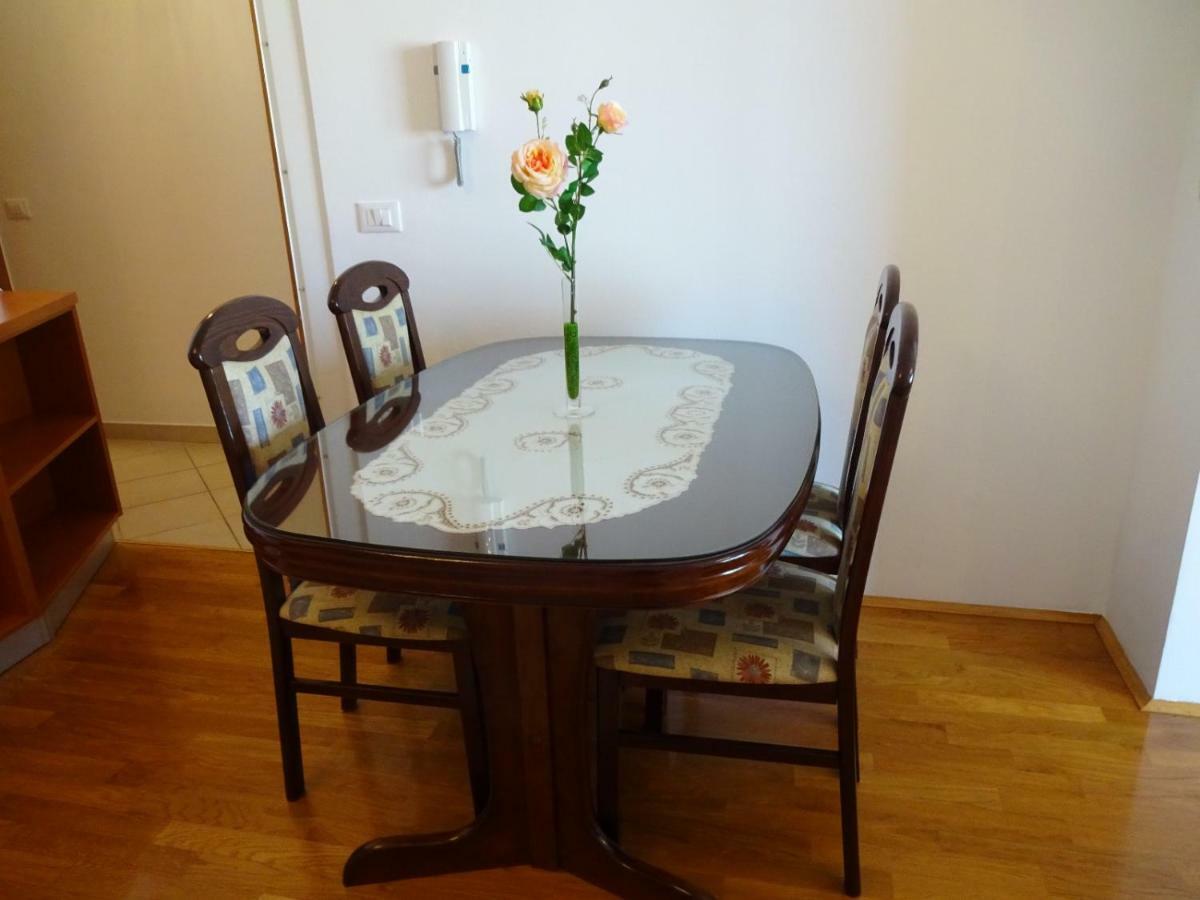 Apartman Gelić Makarska Zewnętrze zdjęcie