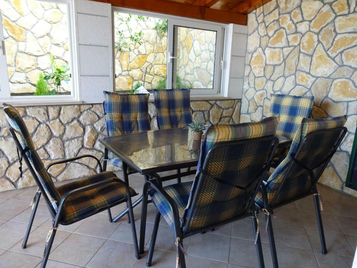 Apartman Gelić Makarska Zewnętrze zdjęcie